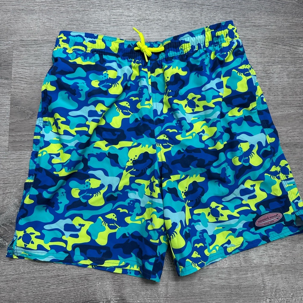Vibrant Camo Men's Shorts